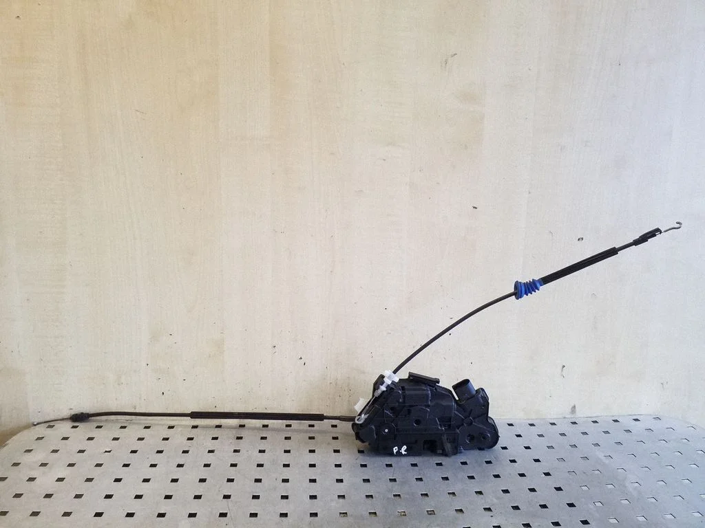 Front door lock 5N2837016C