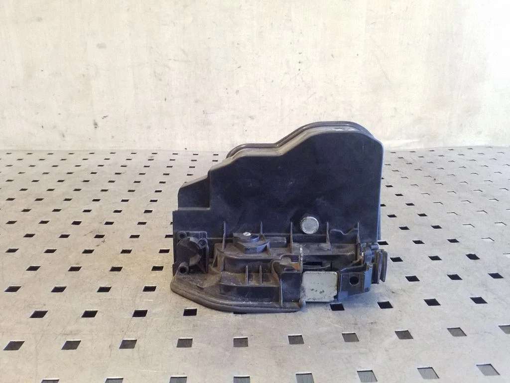 Front door lock – Mini Cooper Countryman R60 (2011-2016)