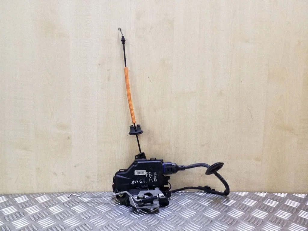 Front door lock 4E2837016 – Audi A8 S8 D3 4E (2002-2009)
