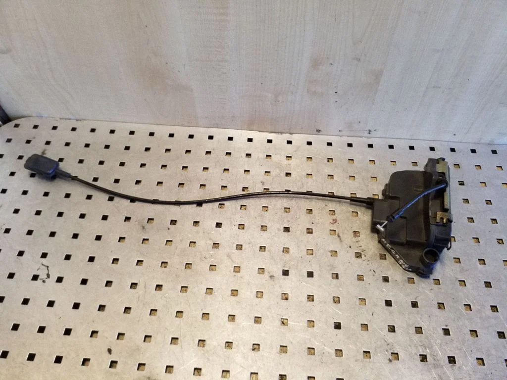 Front door lock 027781