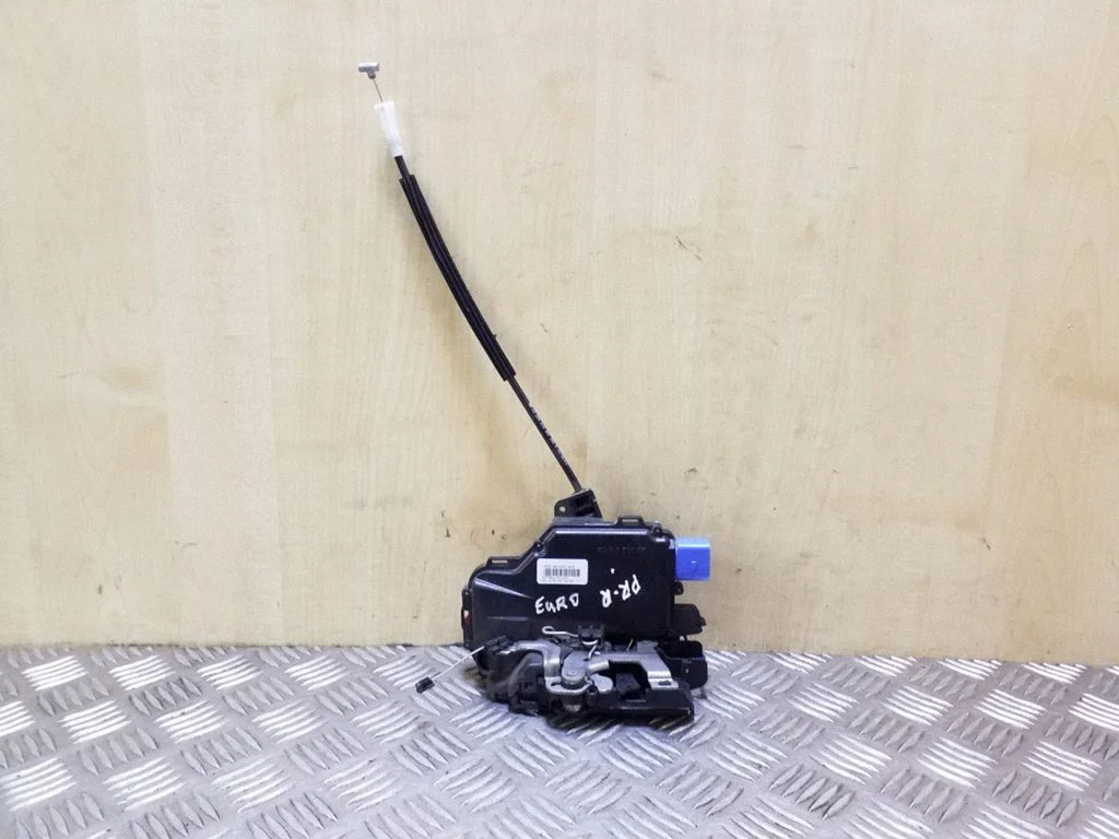 Front door lock 3B1837016CE