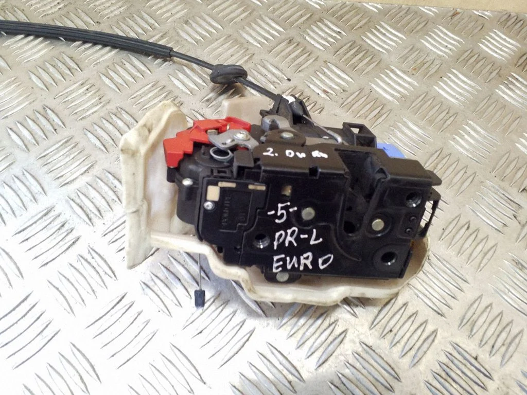 Front door lock 3D1837015AB