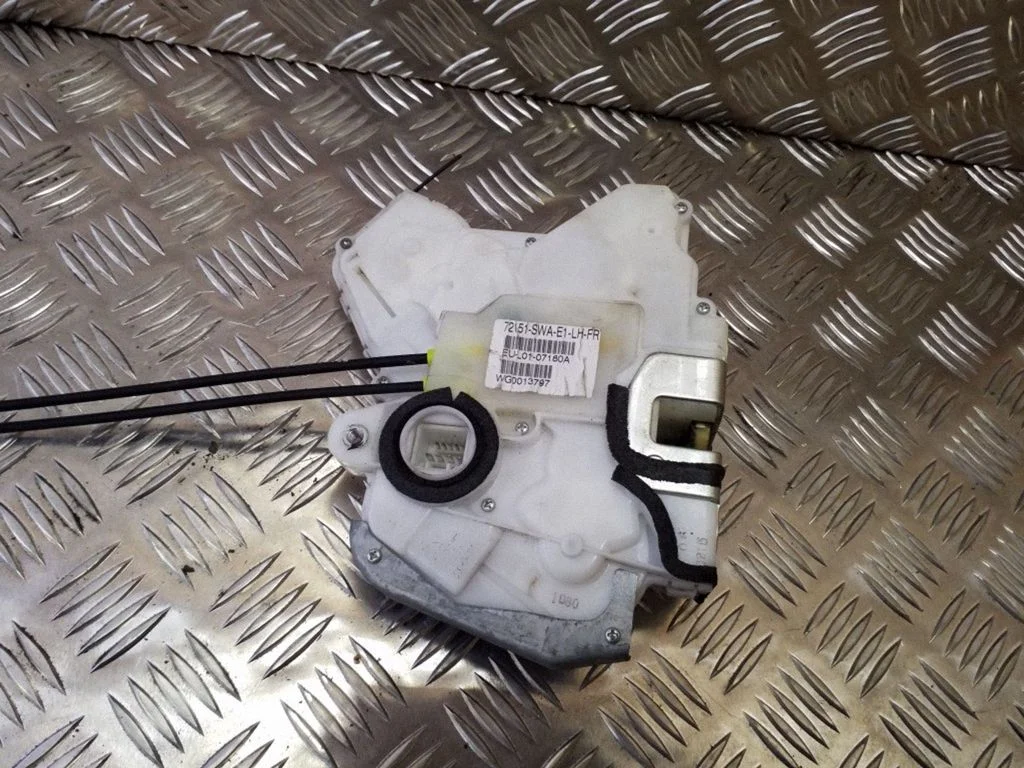 Zamek drzwi przednich – Honda CR-V (2007-2012)