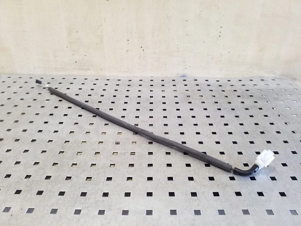 Front door cable line – Mini Cooper Countryman R60 (2011-2016)