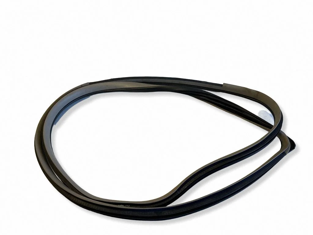 Front door rubber seal – right