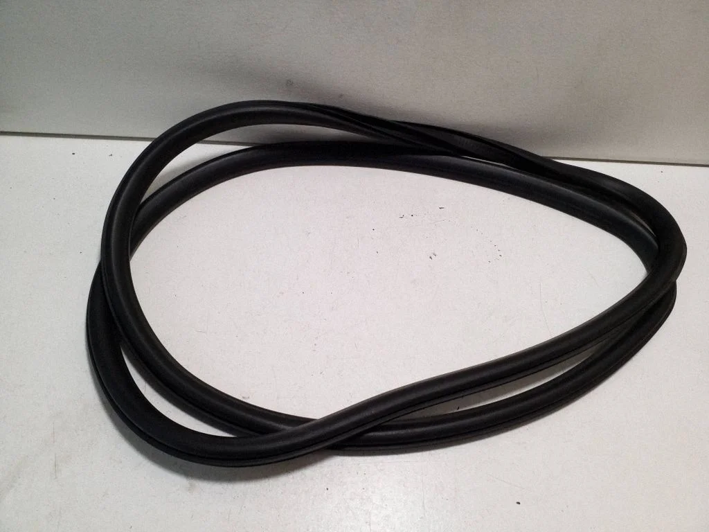 Front door rubber seal – Chevrolet Orlando (2011-), left