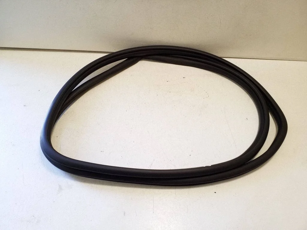 Front door rubber seal 6231102340