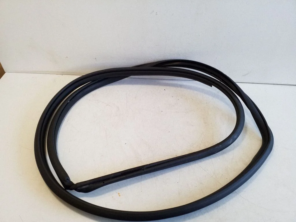 Front door rubber seal 62311F4050