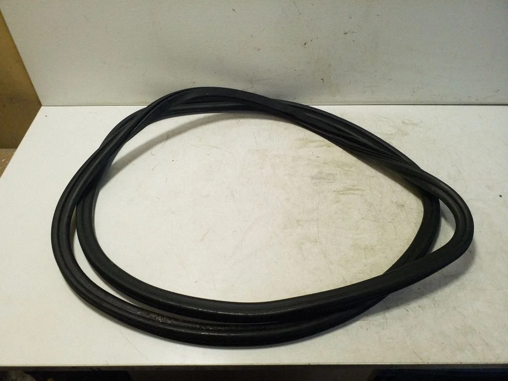 Esiukse tihend (kere pool) 8R0831721F