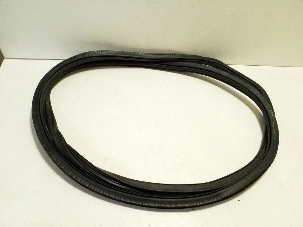 Front door rubber seal 5NA867911B