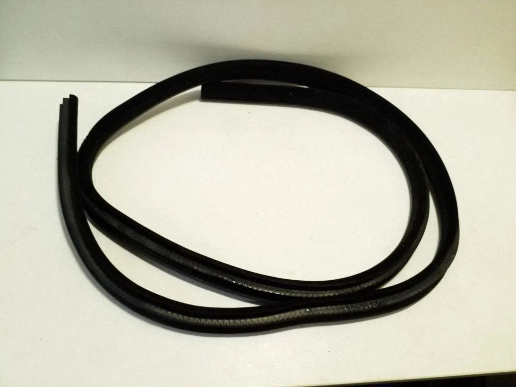 Front door rubber seal GX7320708A