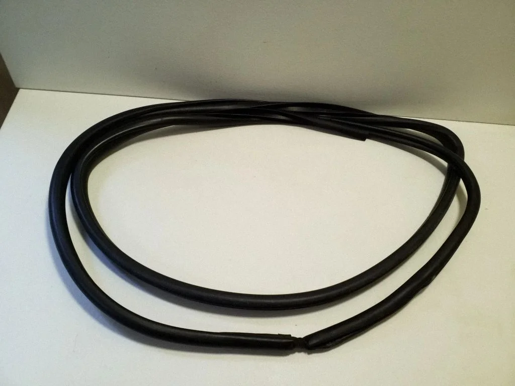 Front door rubber seal – Lexus RX III (2008-2015)