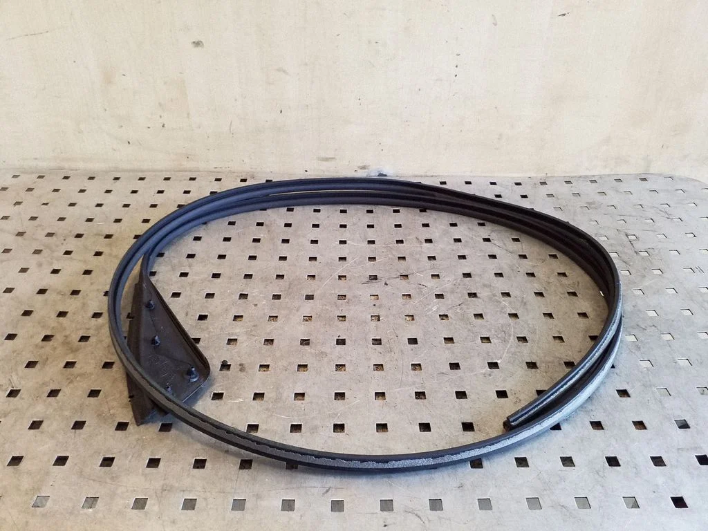 Uszczelka drzwi przednich (na karoserii) – Land Rover Range Rover Sport L320 (2005-2013)