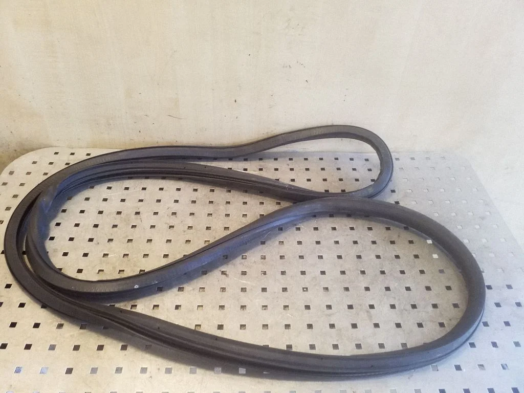 Front door rubber seal 5P0867365F