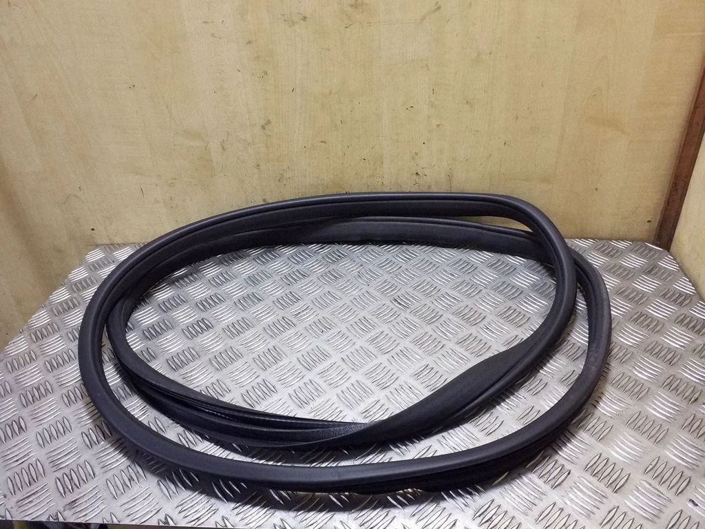 Esiukse tihend (kere pool) A1646900076