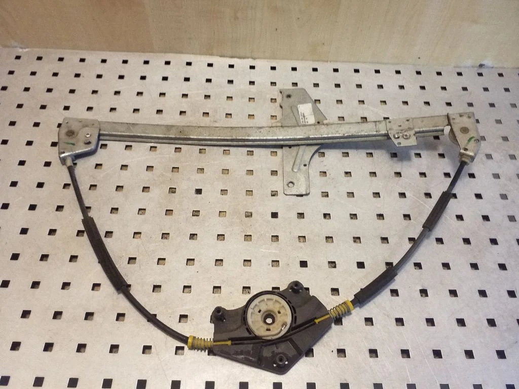 Front window lifting mechanism without motor 963446880