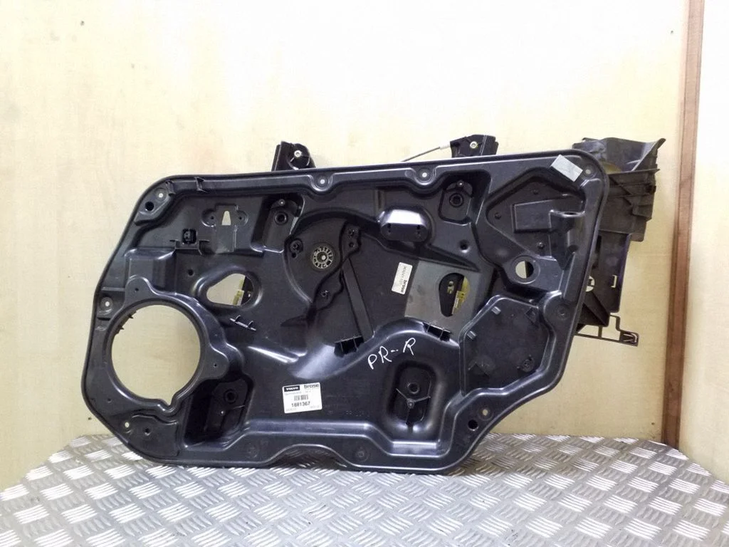Priekinis el. lango pakėlimo mechanizmas be varikliuko