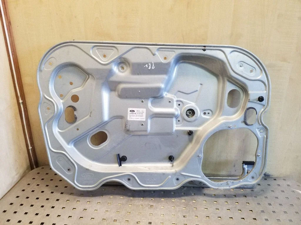 Priekinis el. lango pakėlimo mechanizmas be varikliuko