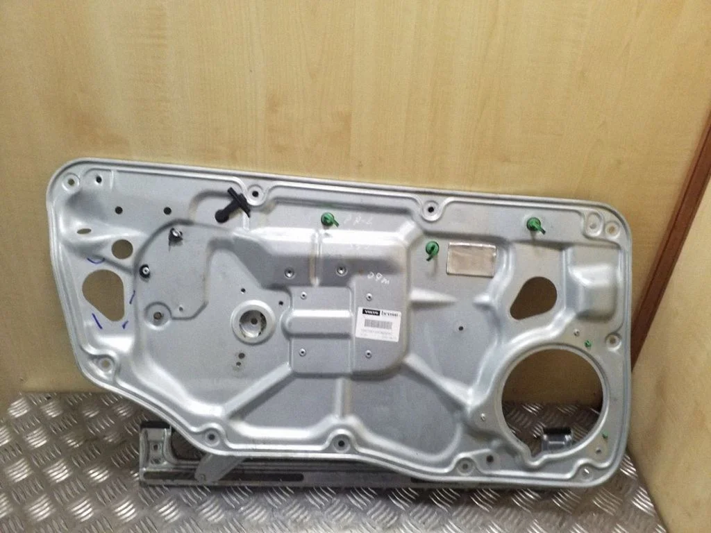 Priekinis el. lango pakėlimo mechanizmas be varikliuko