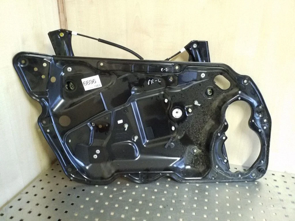 Priekinis el. lango pakėlimo mechanizmas be varikliuko