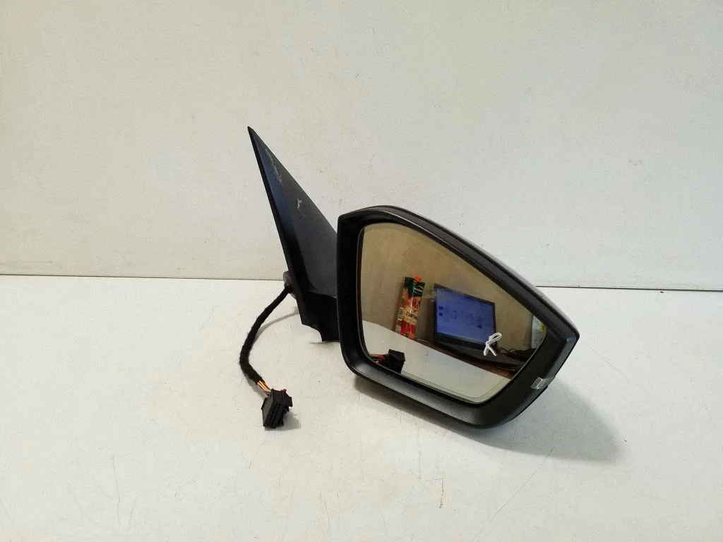 Front door electric wing mirror E90411758