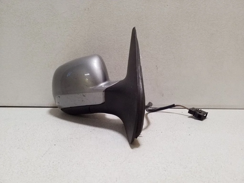 Esiukse elektriline välispeegel E1020514