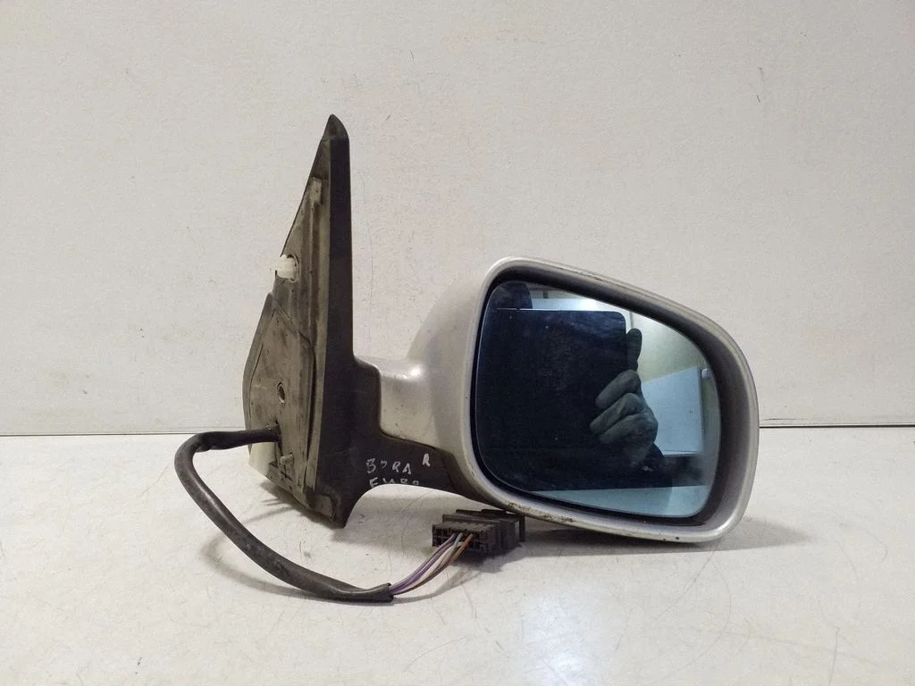 Front door electric wing mirror – Volkswagen Bora (1998-2005)