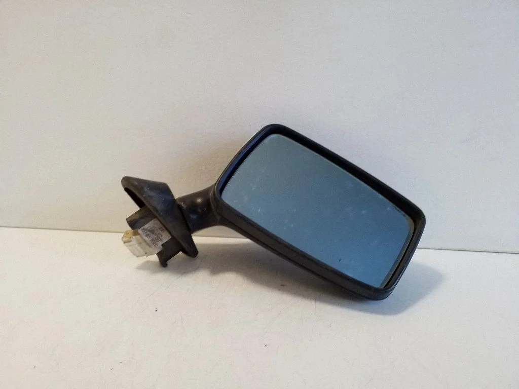 Front door electric wing mirror – right