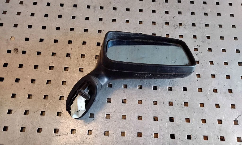 Front door electric wing mirror E6007847