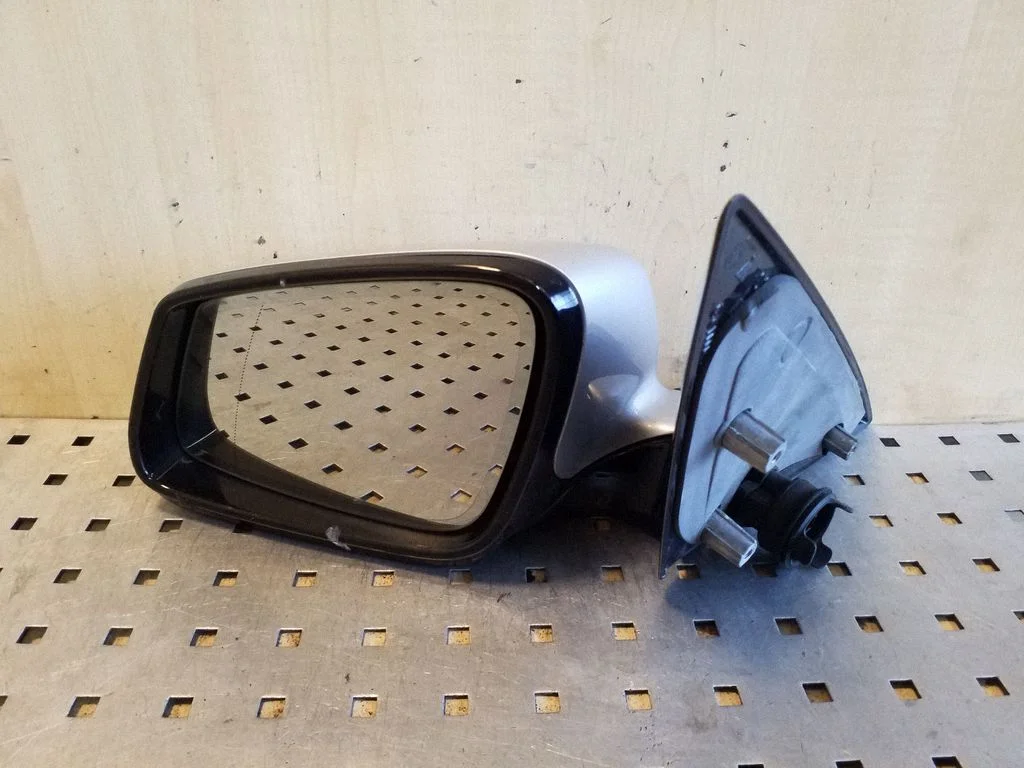 Esiukse elektriline välispeegel – BMW 5-seeria GT F07 (2010-2017)