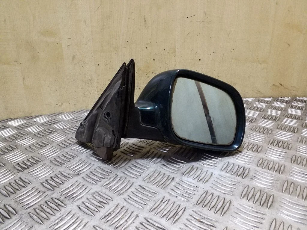 Front door electric wing mirror E6012319