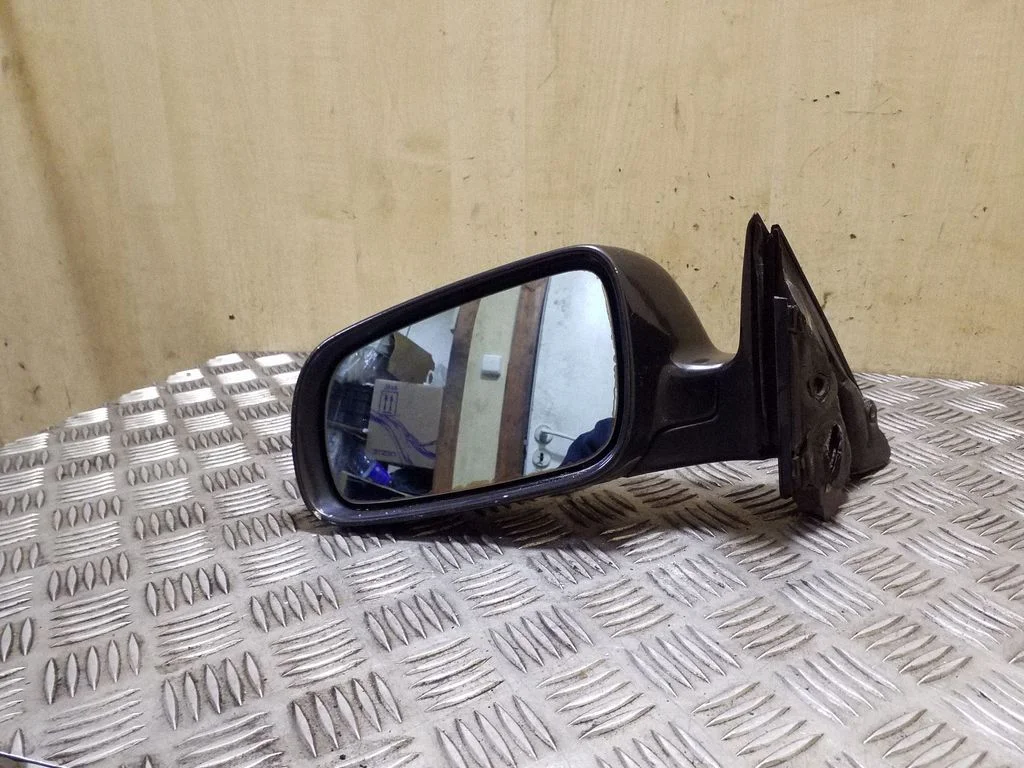 Front door electric wing mirror E6012316