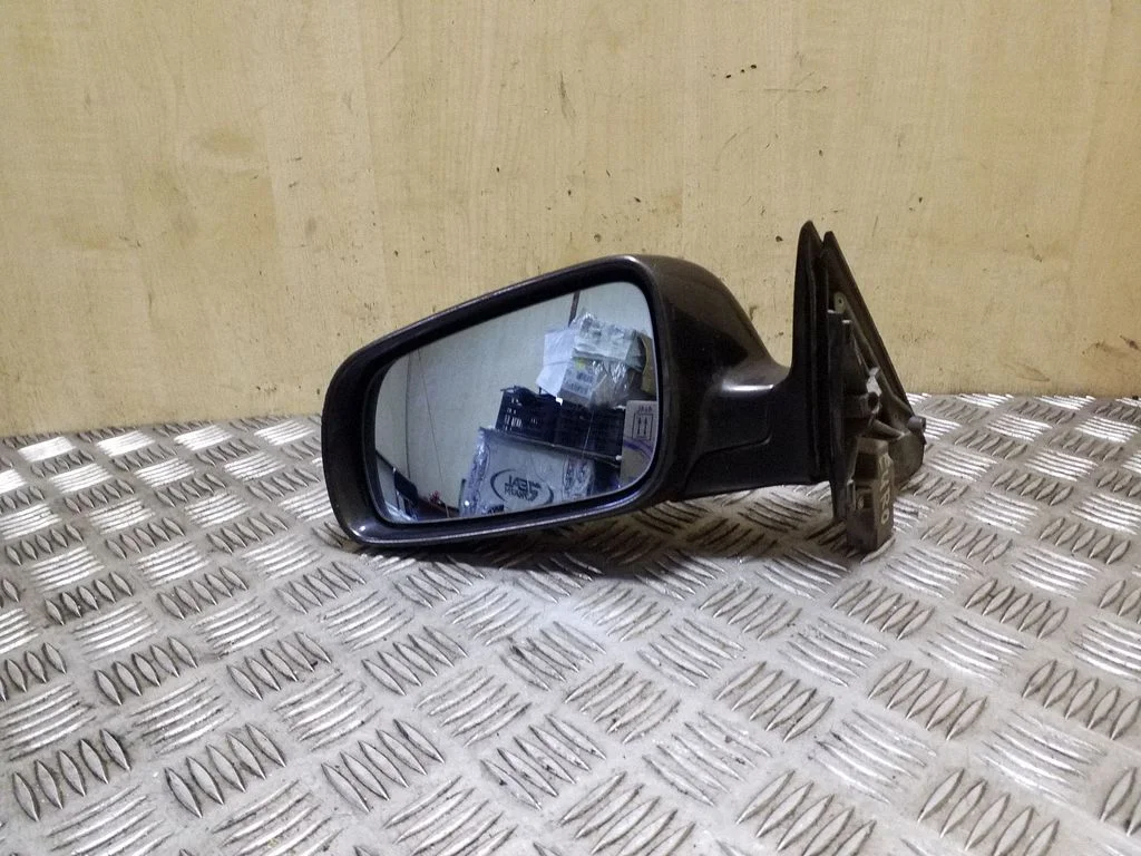 Front door electric wing mirror E6012316