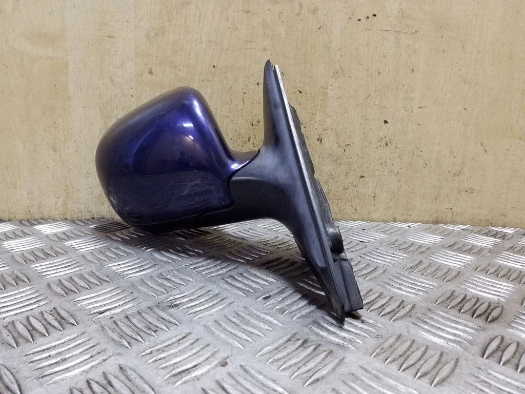 Front door electric wing mirror E6022319