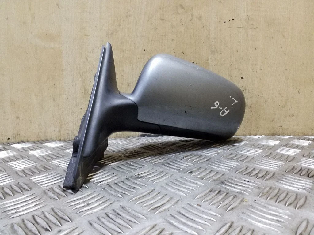 Front door electric wing mirror E6014740