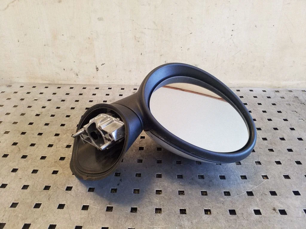 Front door electric wing mirror – Mini Cooper Countryman R60 (2011-2016)