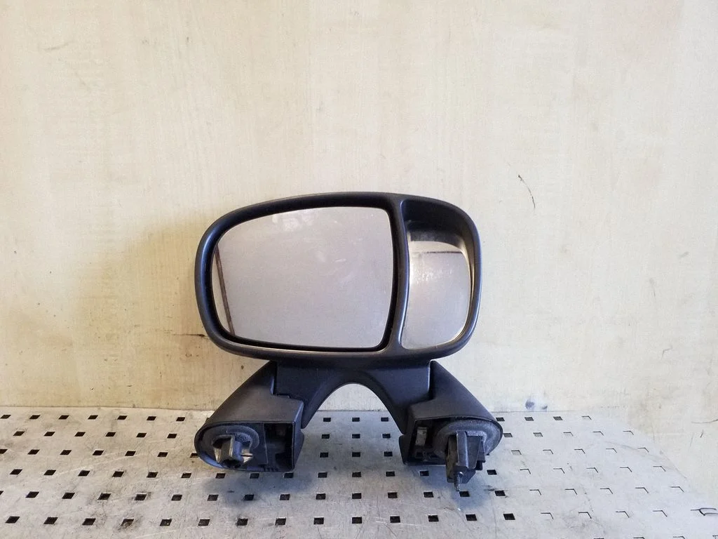 Front door electric wing mirror – right