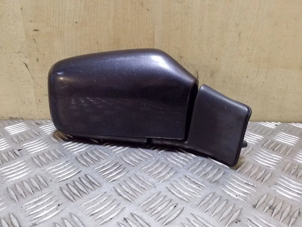 Esiukse elektriline välispeegel E10117373