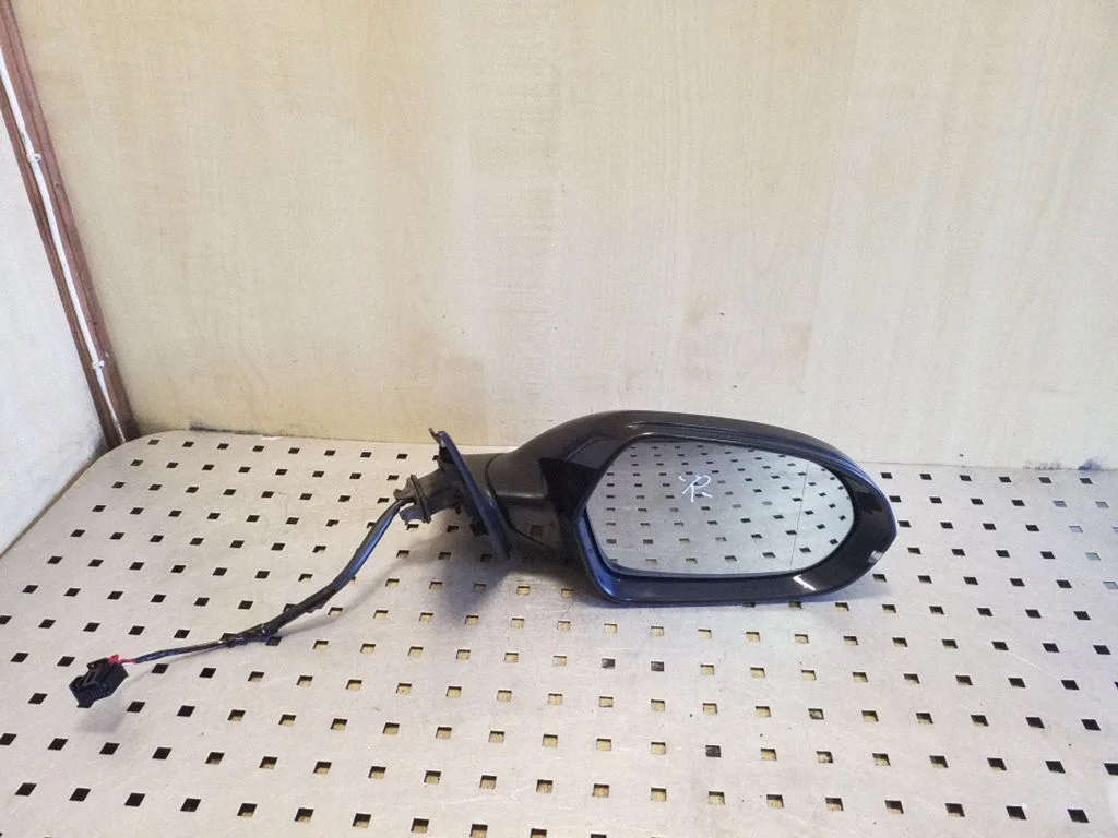 Front door electric wing mirror E1021143