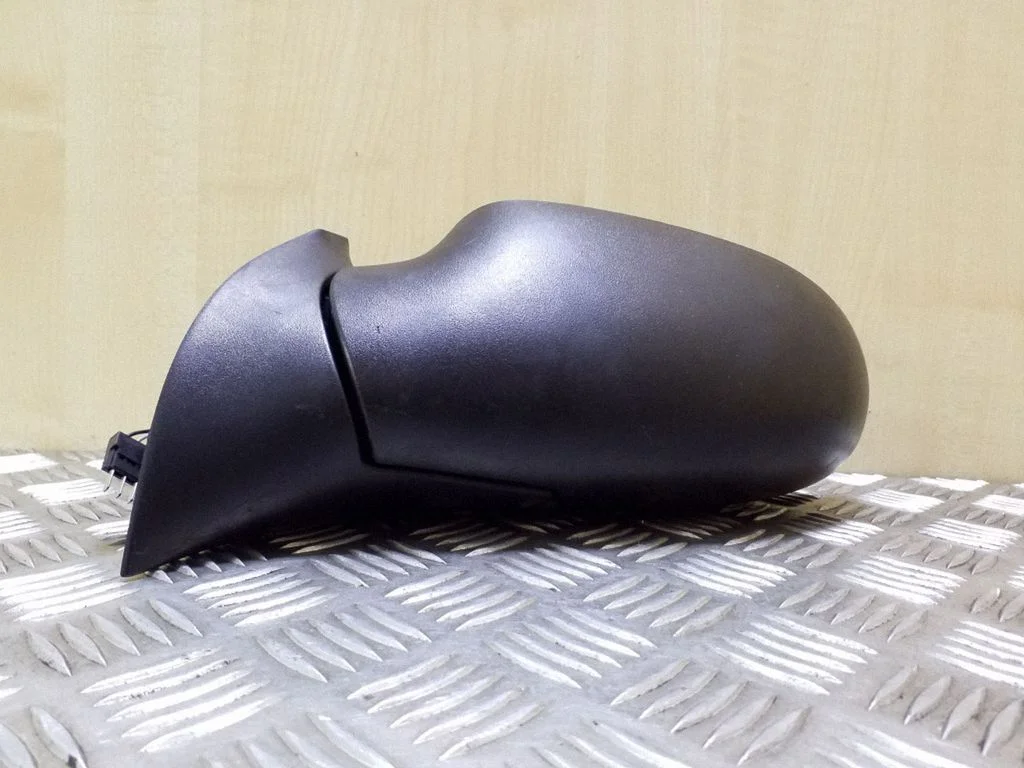 Front door electric wing mirror – left