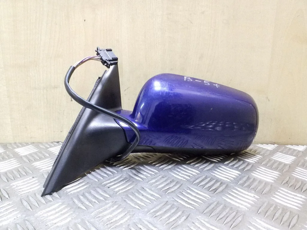Front door electric wing mirror – left