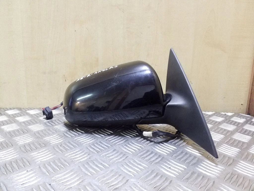 Front door electric wing mirror – right