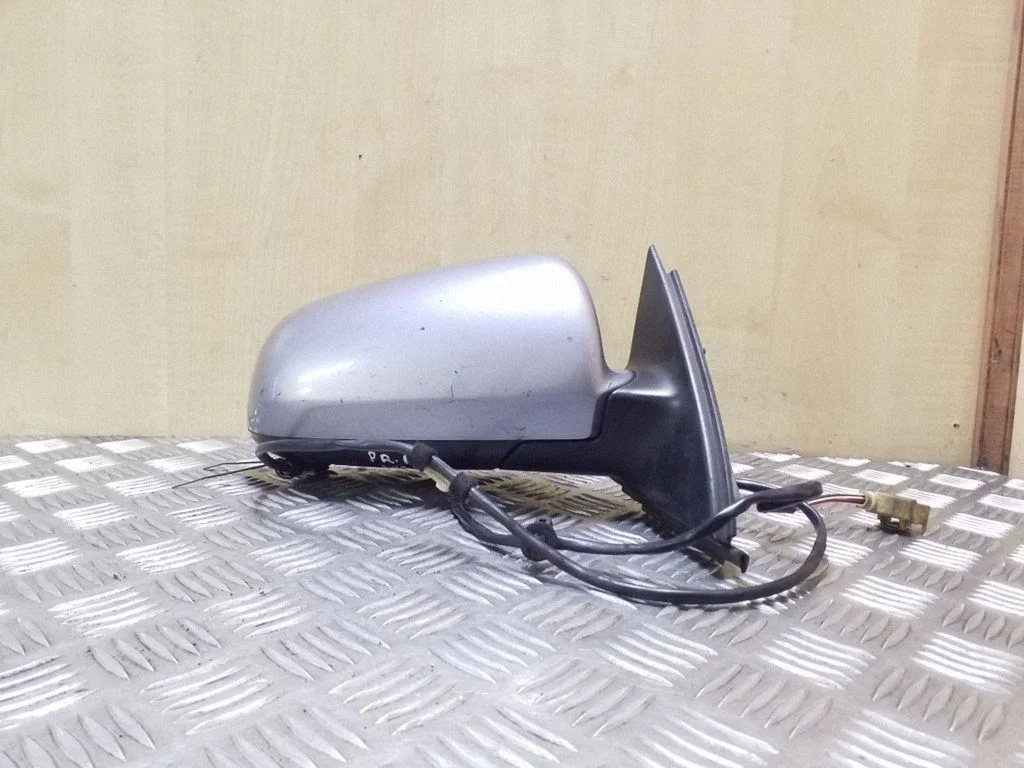 Front door electric wing mirror – front right