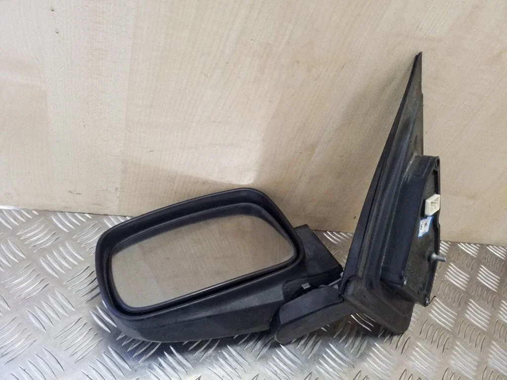 Front door electric wing mirror E11015753
