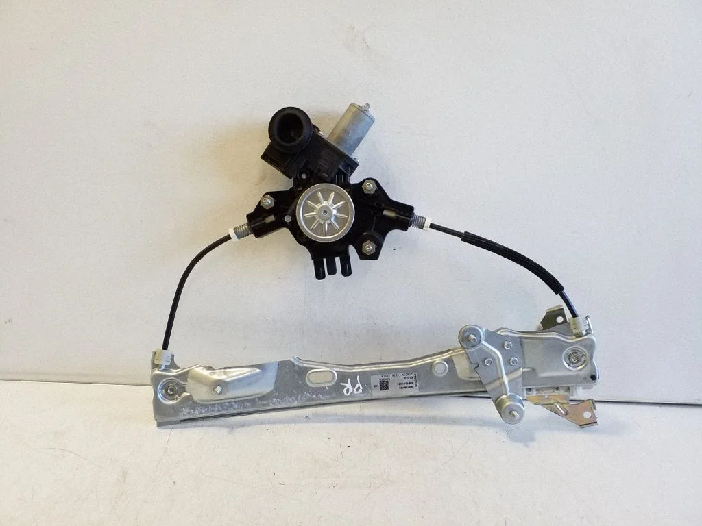 Front door window regulator with motor 69810F4051