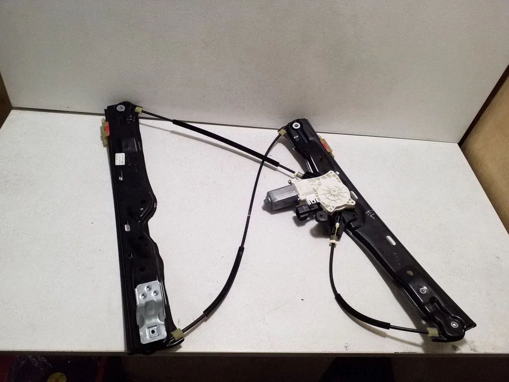 Front door window regulator with motor – Land Rover Discovery Sport (2014-)