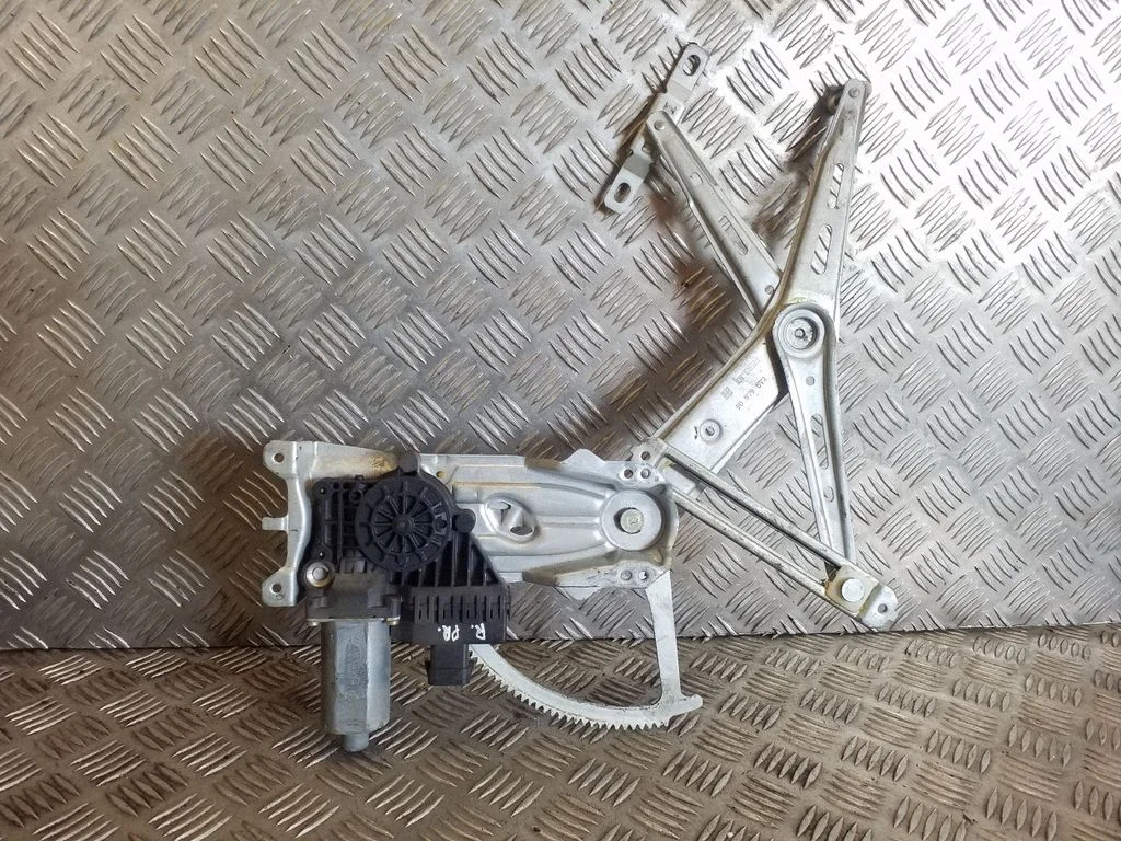 Front door window regulator with motor – Opel Zafira A (1999-2005)