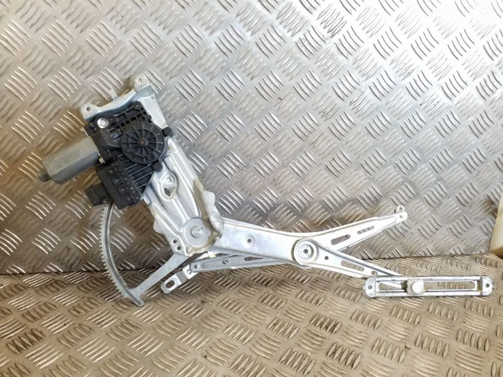 Front door window regulator with motor – Opel Zafira A (1999-2005)