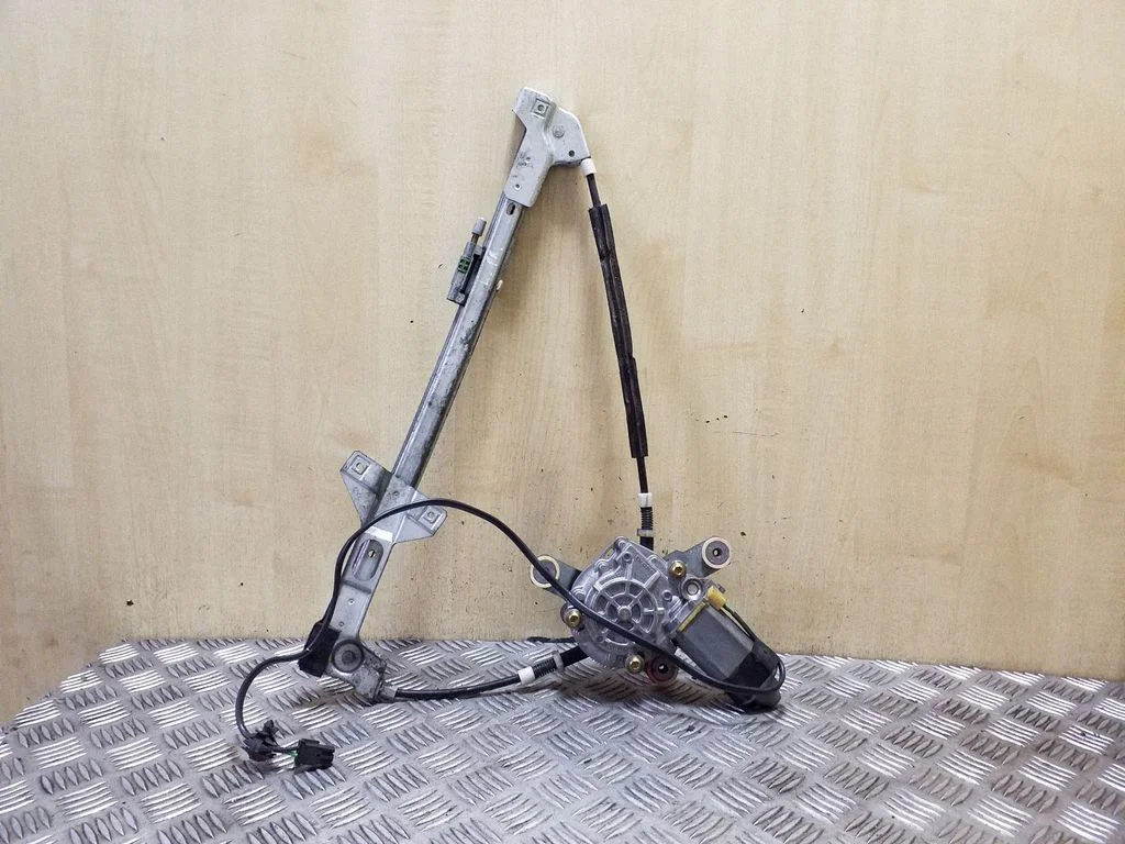 Front door window regulator with motor 4A0837397A