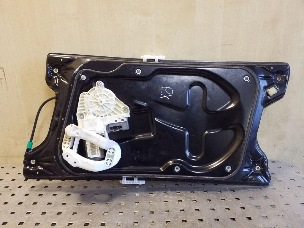 Front door window regulator with motor 995076